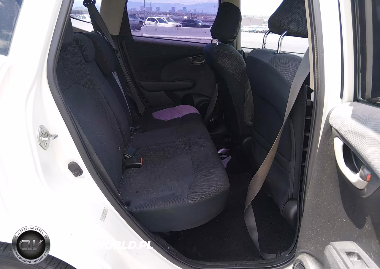 2012 Honda Fit Sport VIN:JHMGE8H51CS007691 - 8