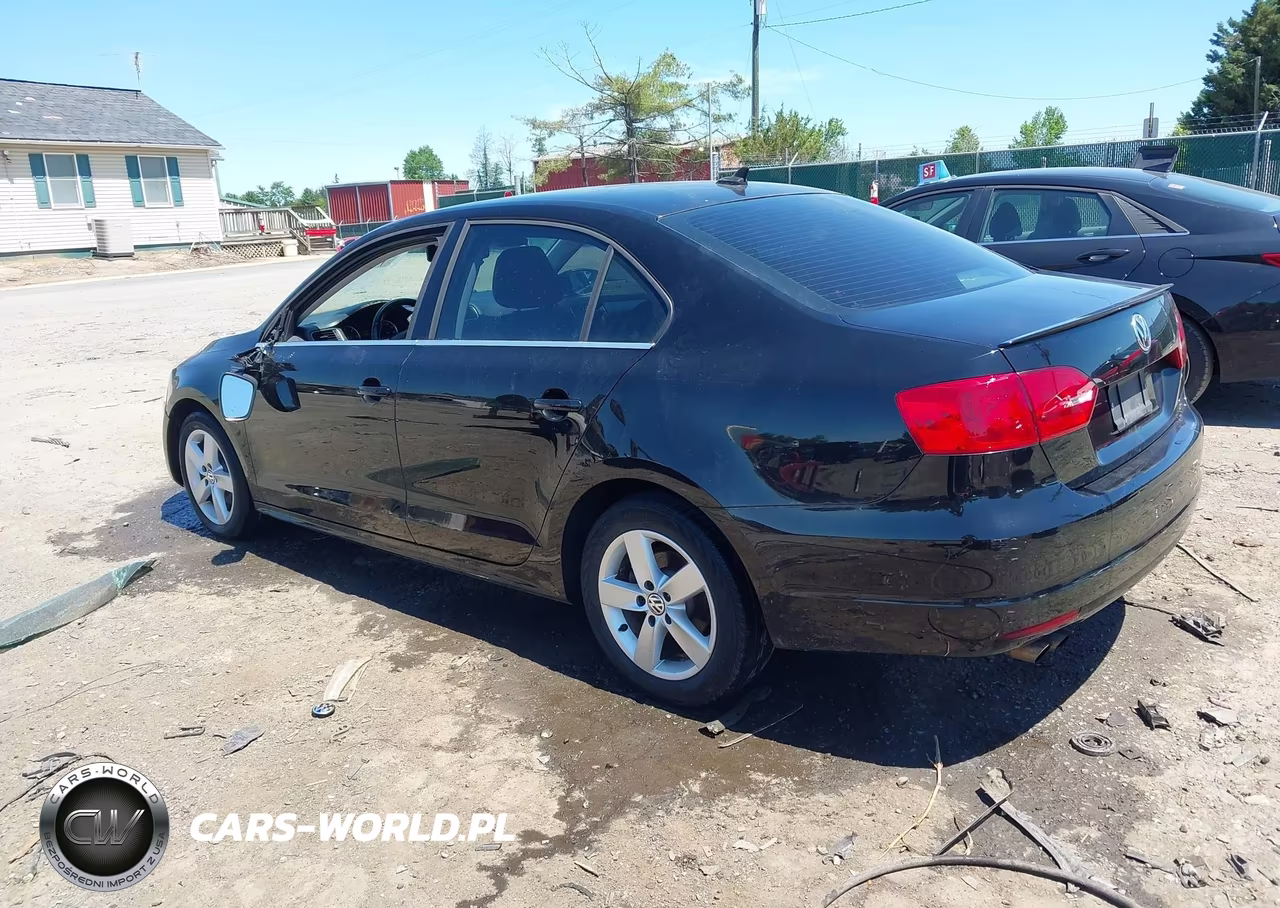2012 Volkswagen Jetta 2.0L Tdi VIN:3VWLL7AJ5CM038701 - 3