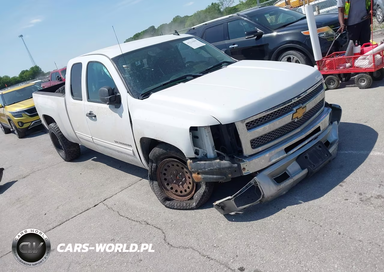 2013 Chevrolet Silverado 1500 Lt – zdjęcie 1 z 17