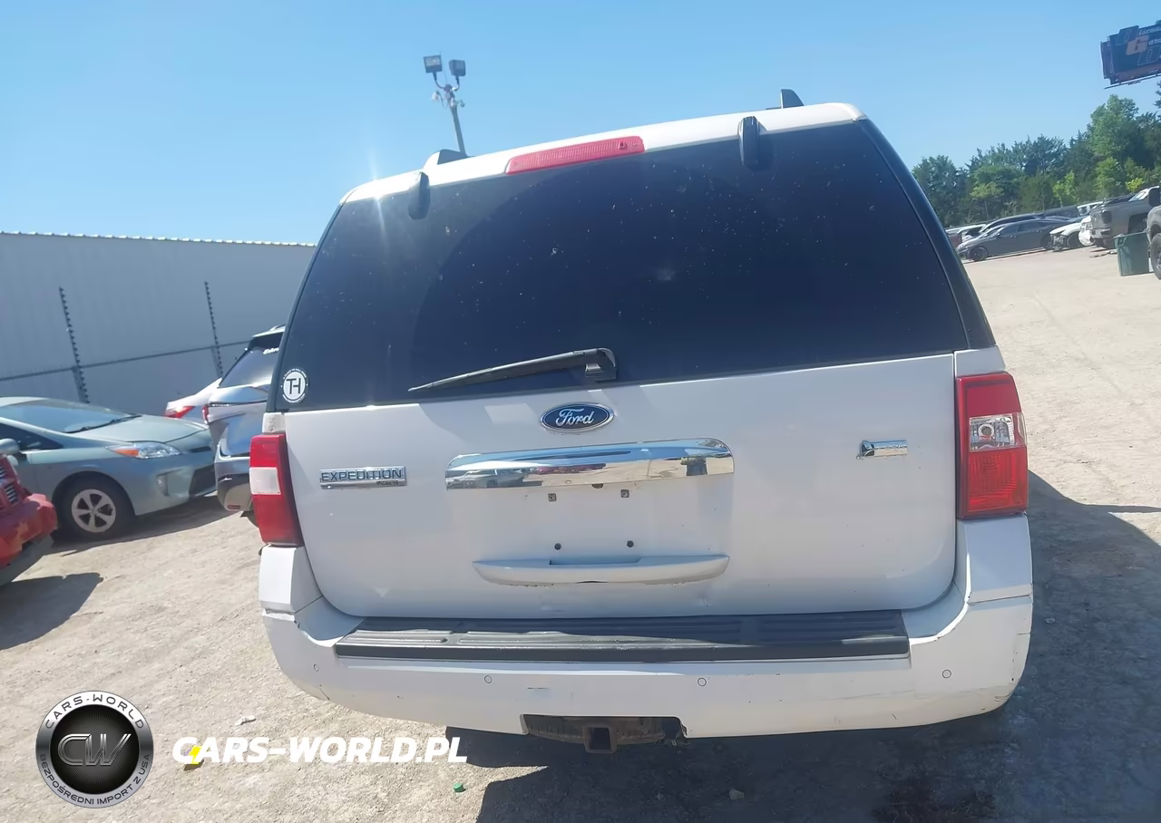 2014 Ford Expedition Limited VIN:1FMJU1K55EEF47682 - 16