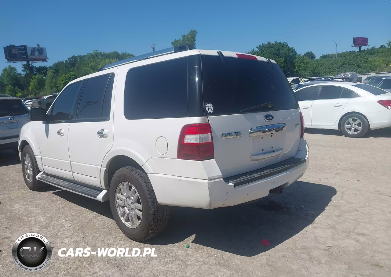 2014 Ford Expedition Limited VIN:1FMJU1K55EEF47682 - 3