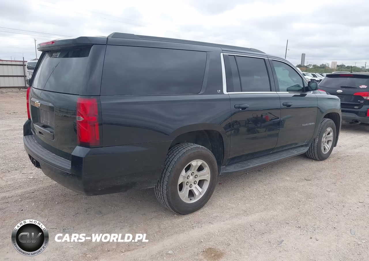 2018 Chevrolet Suburban Lt VIN:1GNSKHKC2JR379404 - 4