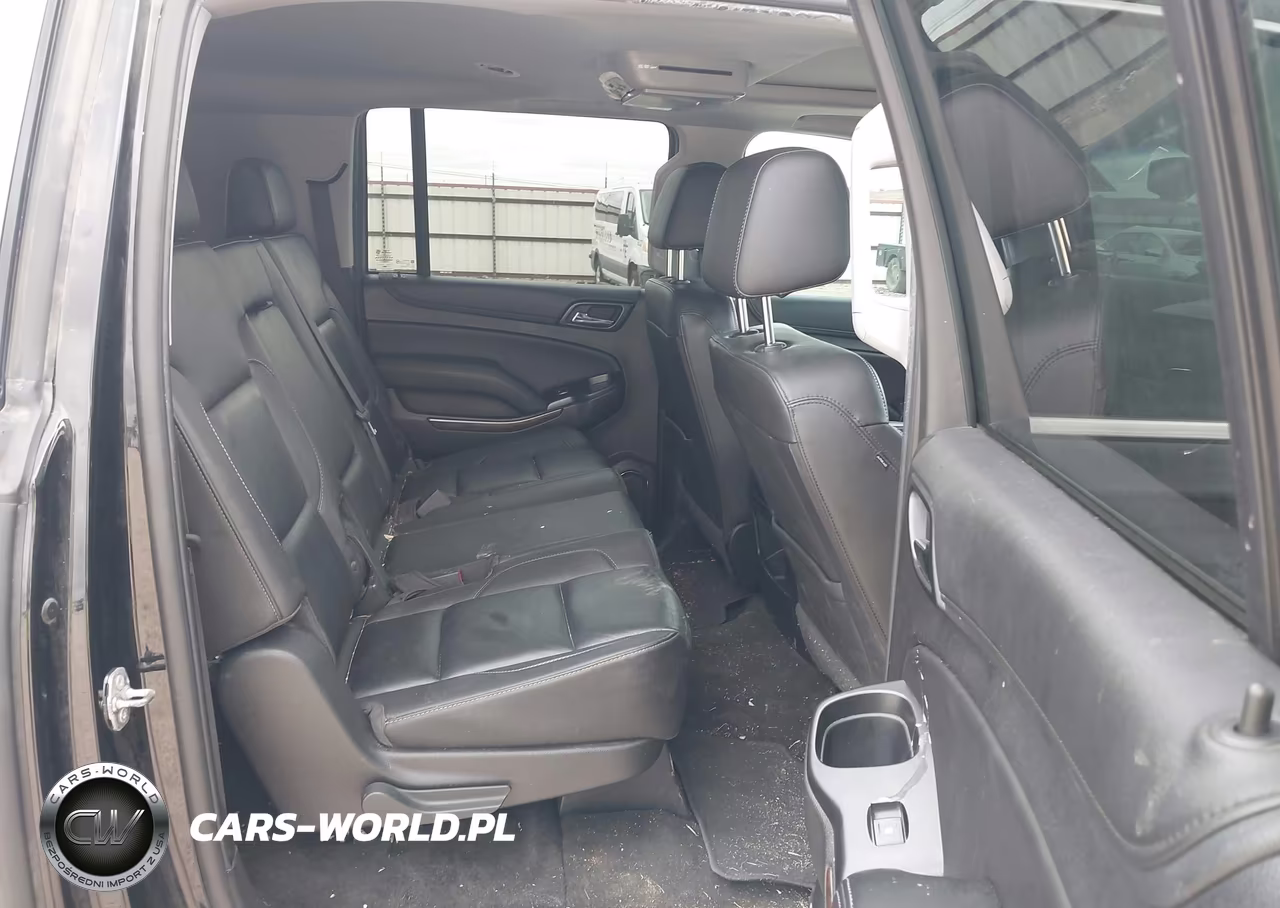 2018 Chevrolet Suburban Lt VIN:1GNSKHKC2JR379404 - 8
