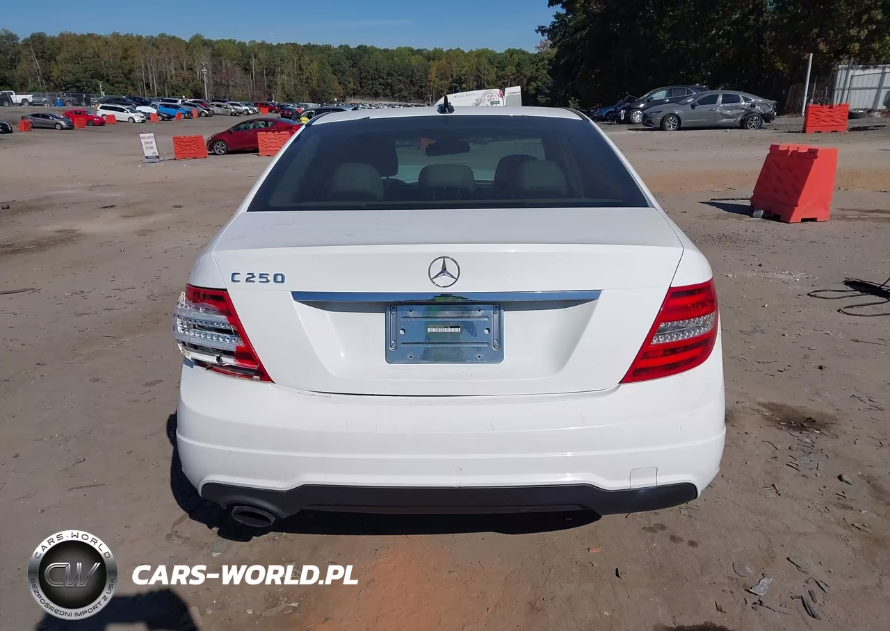 2013 Mercedes-Benz C 250 Sport VIN:WDDGF4HB3DR291756 - 16