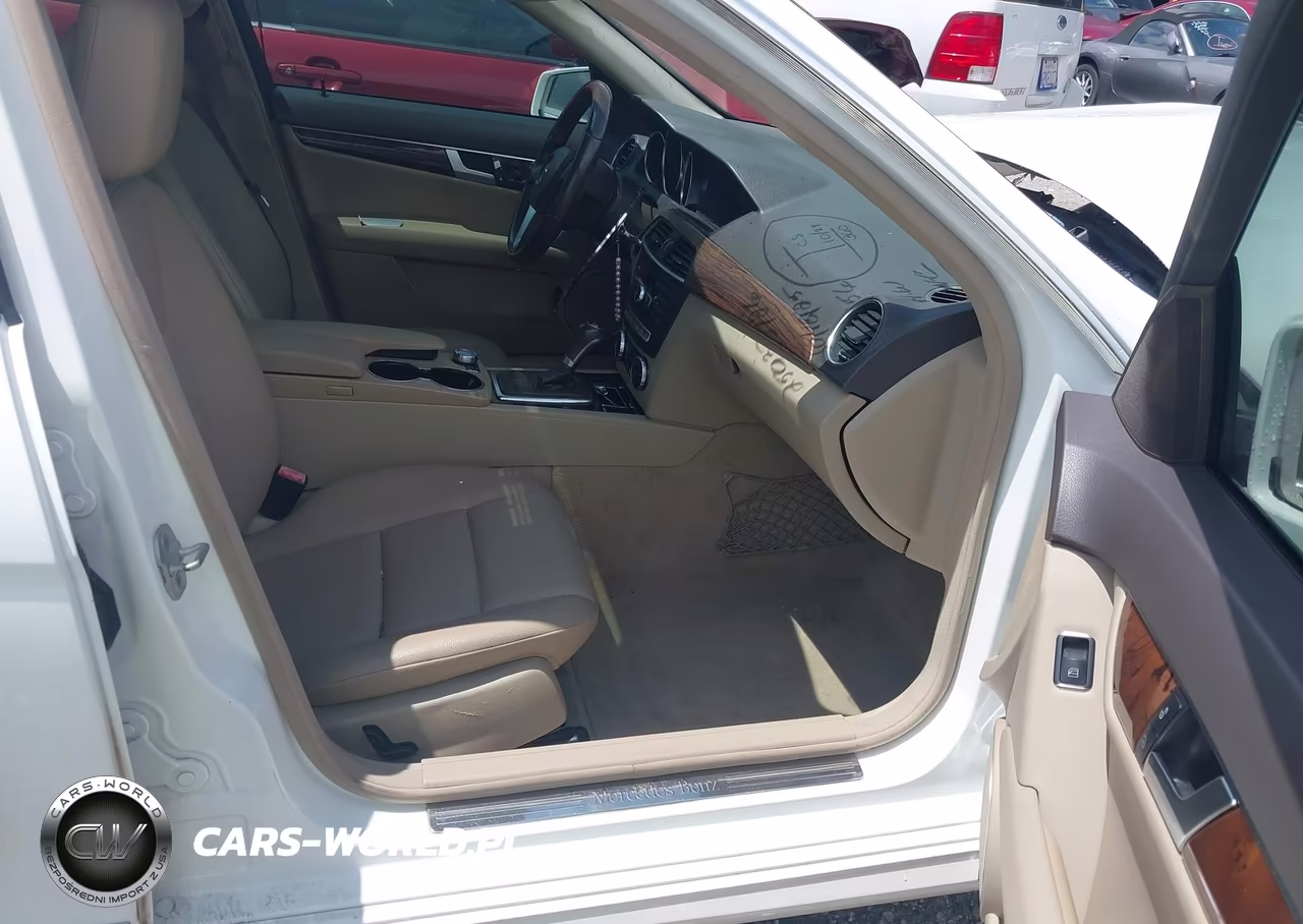2013 Mercedes-Benz C 250 Sport VIN:WDDGF4HB3DR291756 - 5