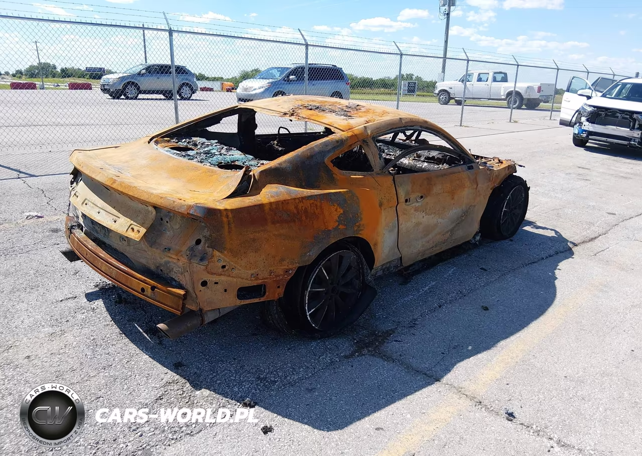 2016 Ford Mustang Ecoboost VIN:1FA6P8THXG5308317 - 4