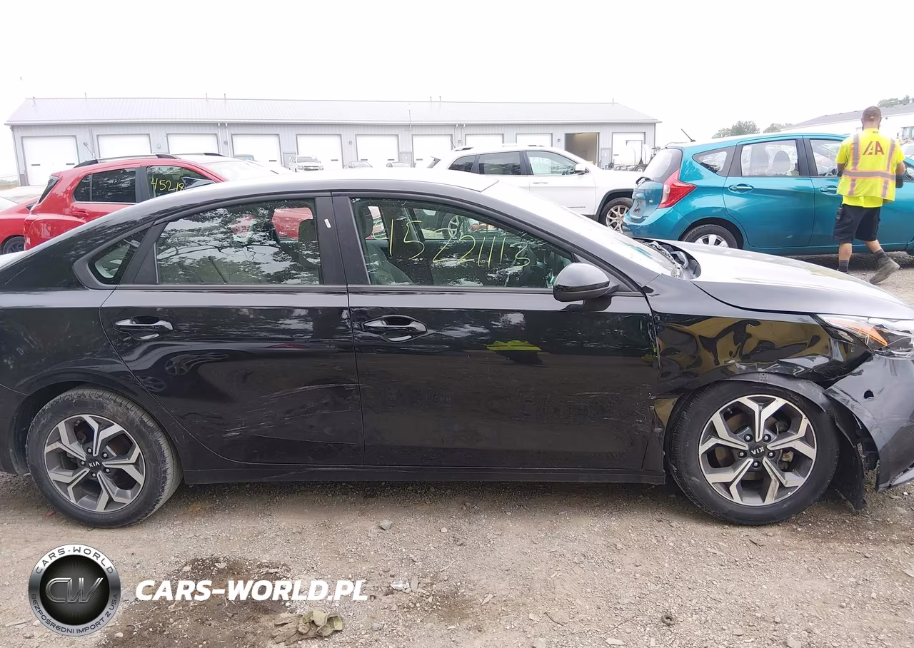 2020 Kia Forte Lxs VIN:3KPF24AD3LE247361 - 13
