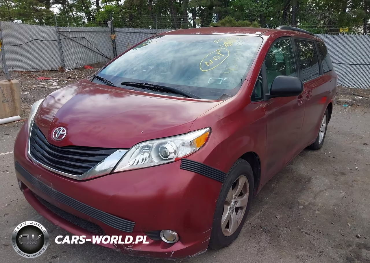 2014 Toyota Sienna Le V6 8 Passenger VIN:5TDKK3DC8ES413099 - 2