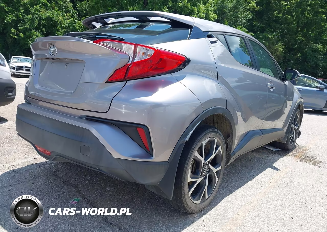 2018 Toyota C-Hr Xle Premium VIN:NMTKHMBX6JR015134 - 4