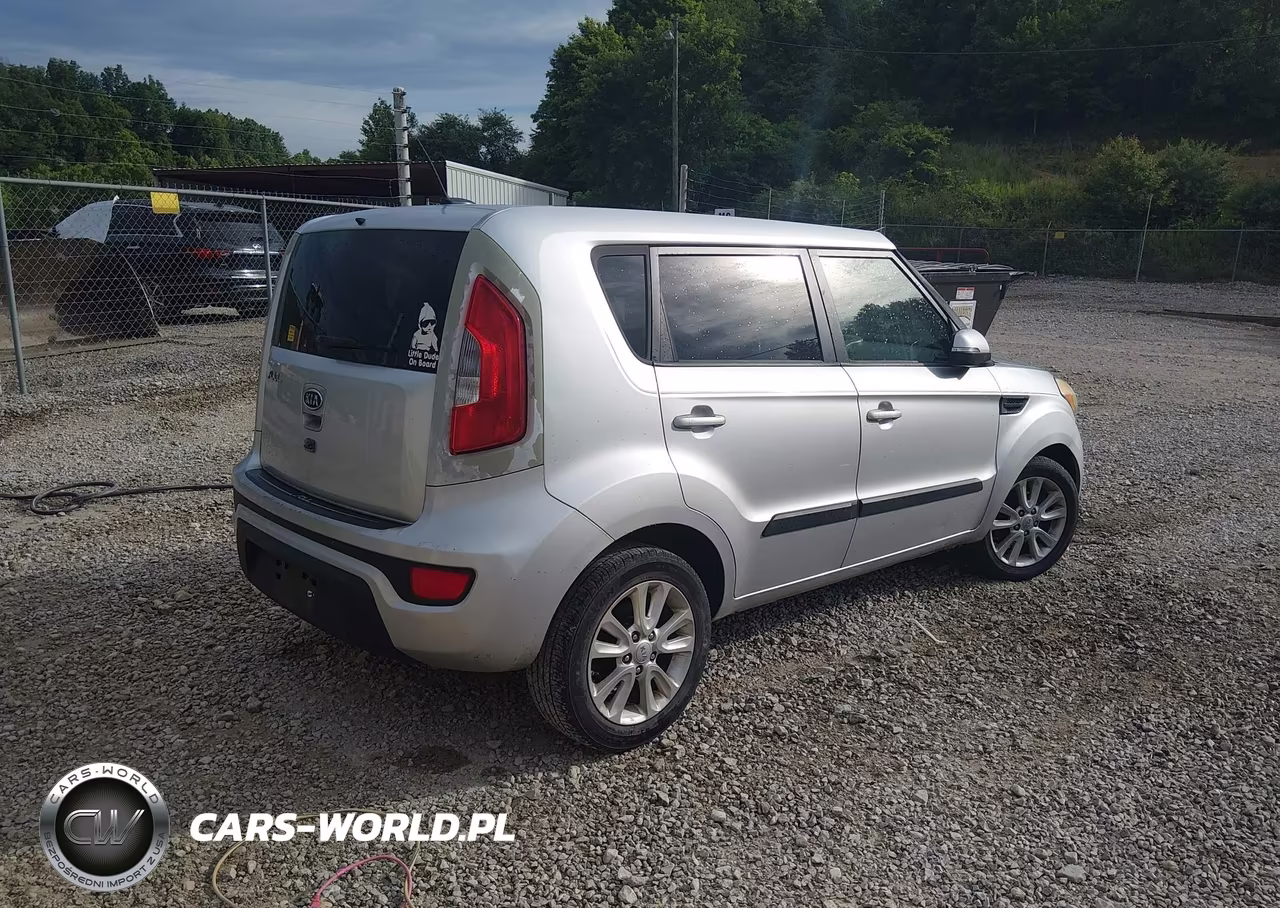 2012 Kia Soul + VIN:KNDJT2A65C7430810 - 4