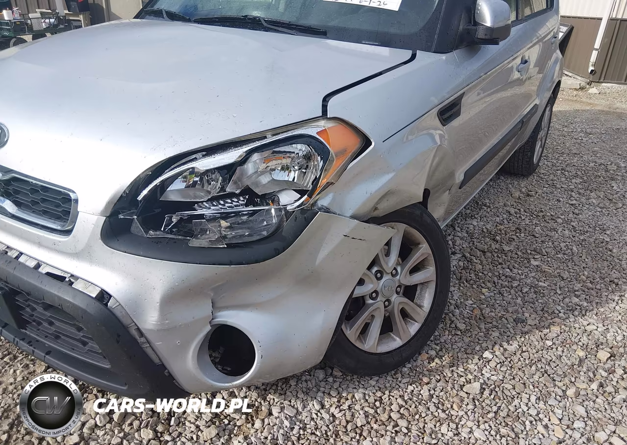 2012 Kia Soul + VIN:KNDJT2A65C7430810 - 6
