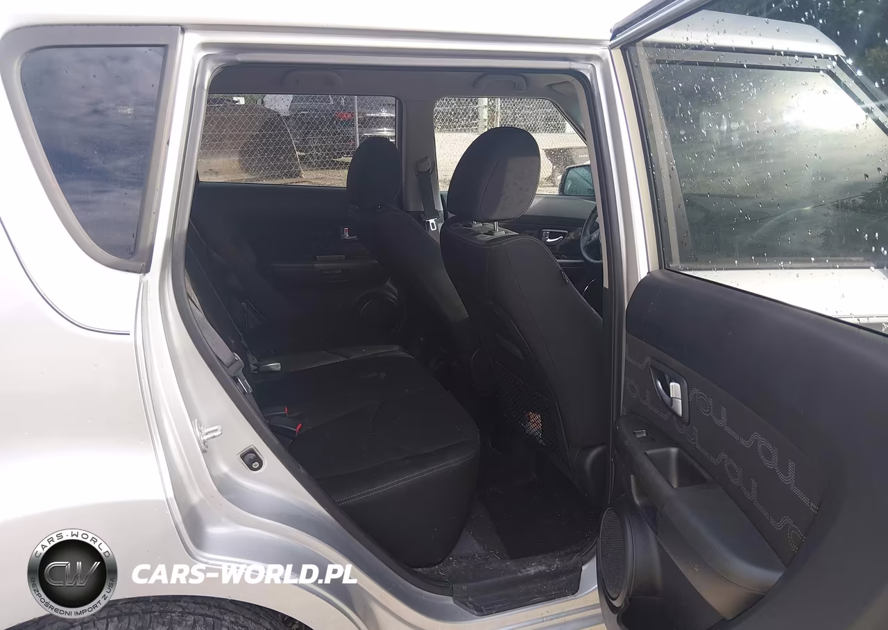 2012 Kia Soul + VIN:KNDJT2A65C7430810 - 8