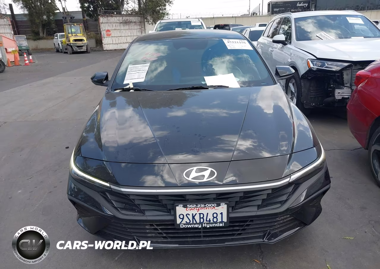 2025 Hyundai Elantra Sel Sport VIN:KMHLM4DG4SU872947 - 13