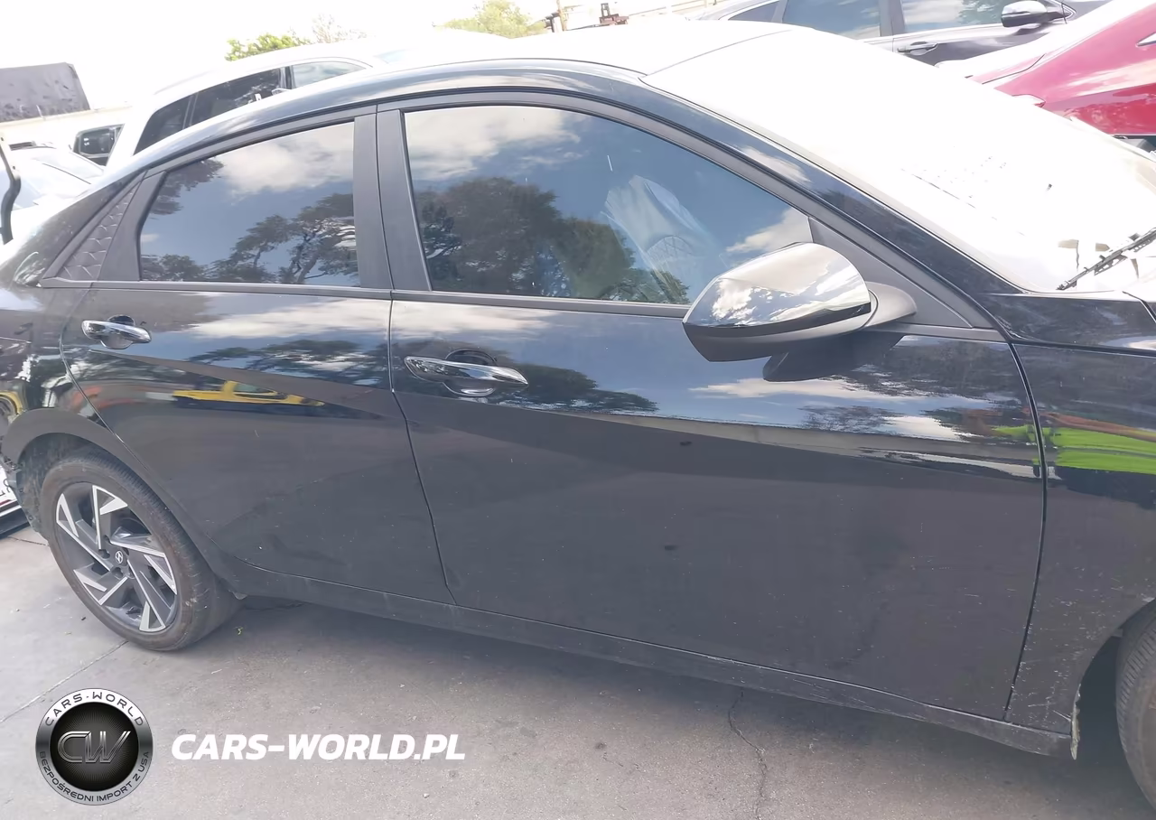 2025 Hyundai Elantra Sel Sport VIN:KMHLM4DG4SU872947 - 14