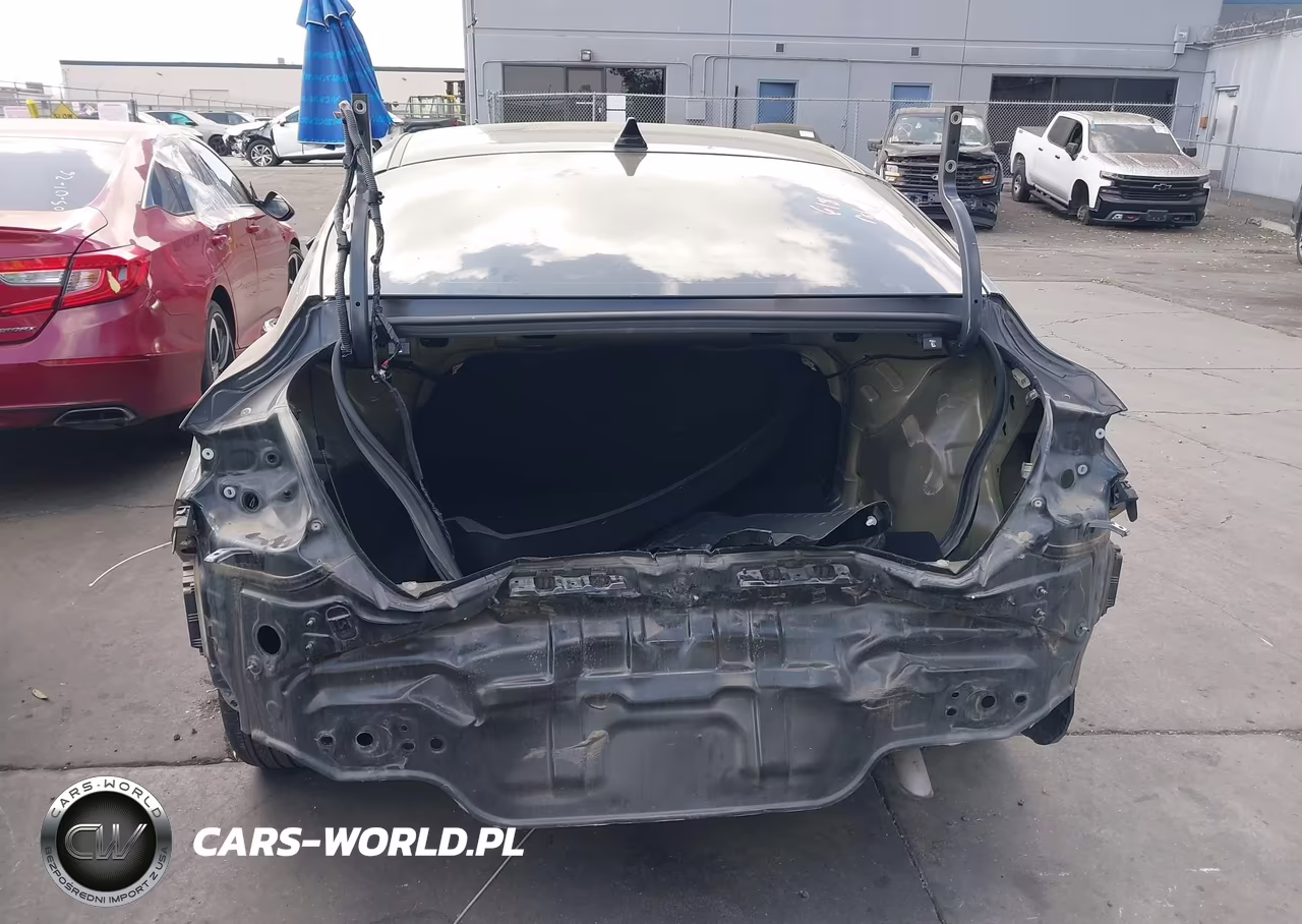 2025 Hyundai Elantra Sel Sport VIN:KMHLM4DG4SU872947 - 17