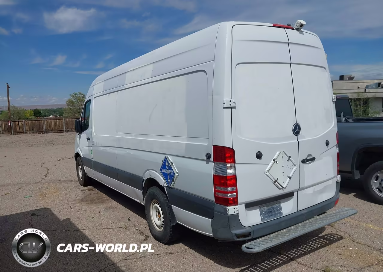 2011 Mercedes-Benz Sprinter 2500 High Roof VIN:WD3PE8CB2B5597647 - 3