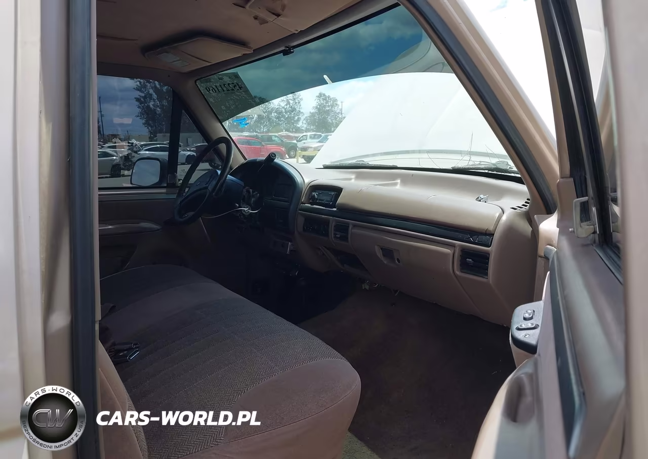 1992 Ford F250 VIN:1FTHX26G8NKB04410 - 5