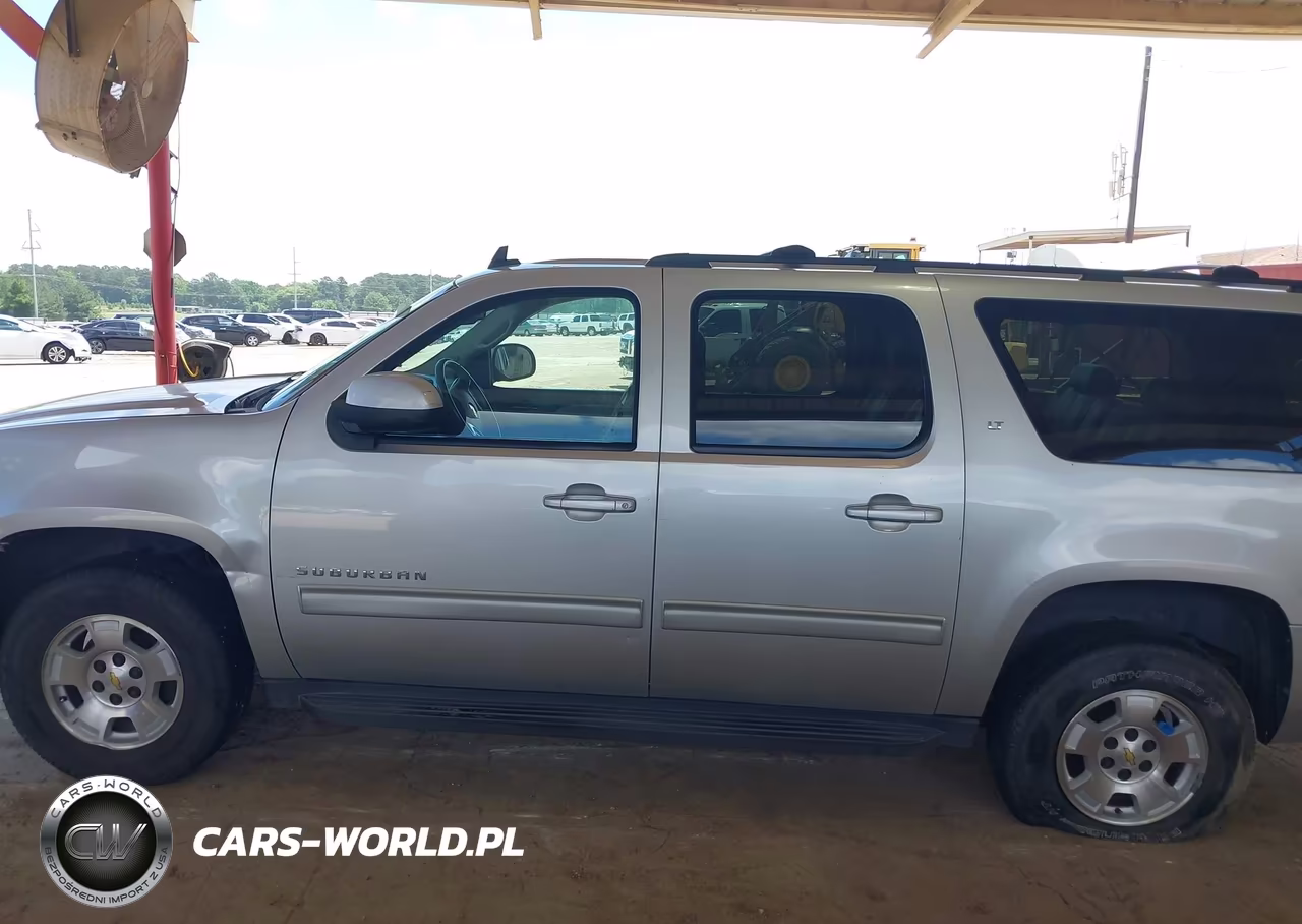 2011 Chevrolet Suburban 1500 Lt1 VIN:1GNSCJE09BR191812 - 14