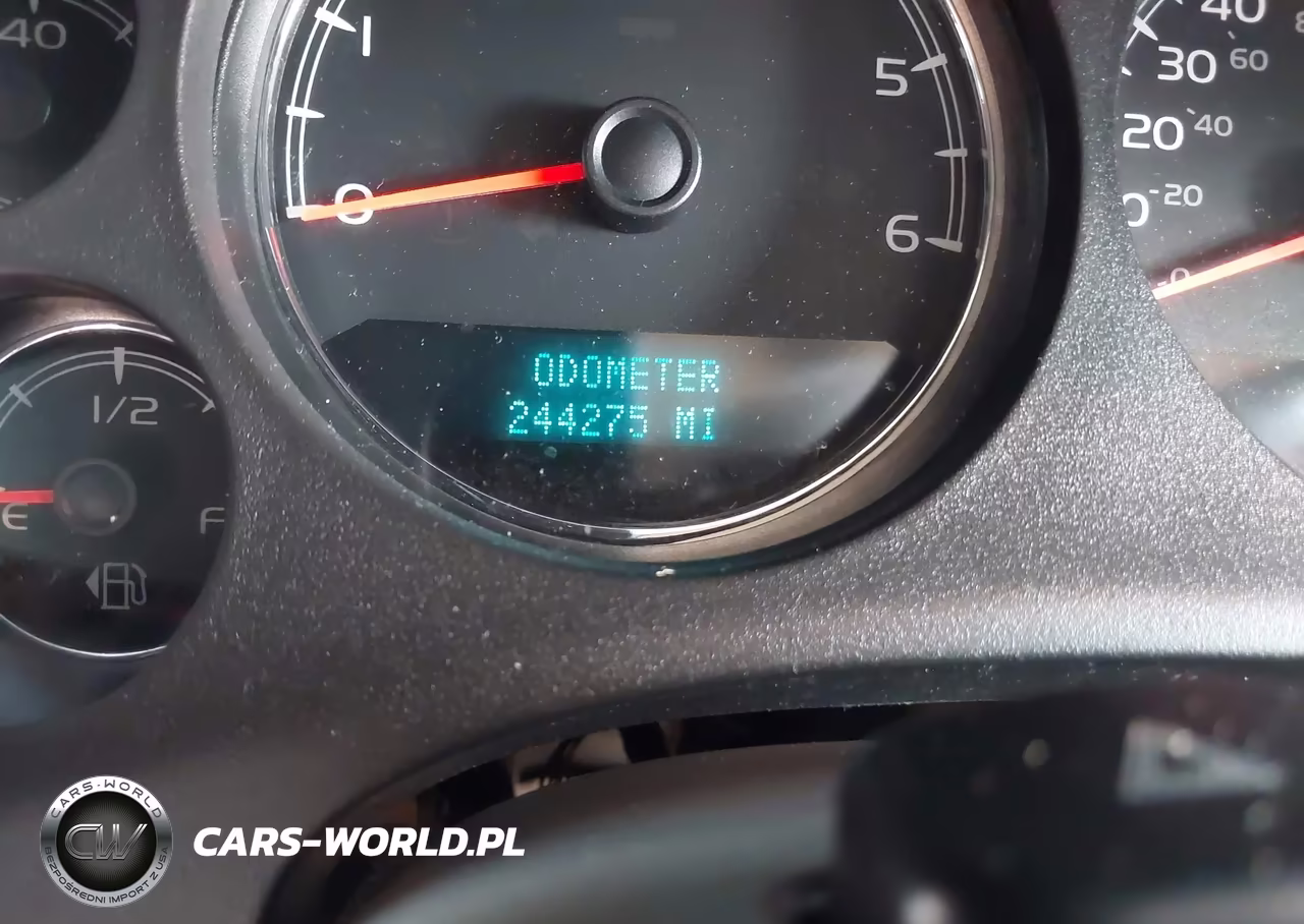 2011 Chevrolet Suburban 1500 Lt1 VIN:1GNSCJE09BR191812 - 15