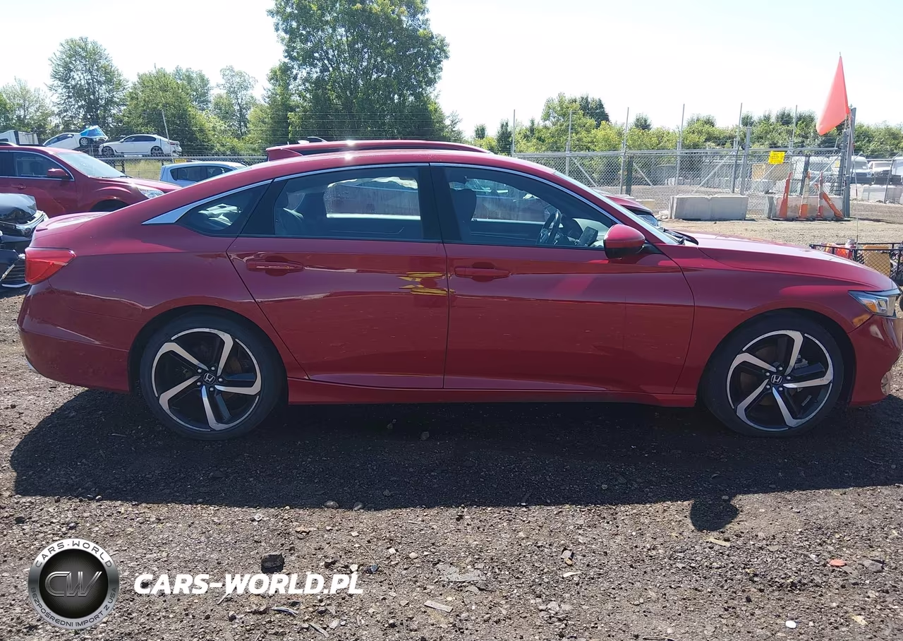 2018 Honda Accord Sport VIN:1HGCV1F35JA016343 - 13