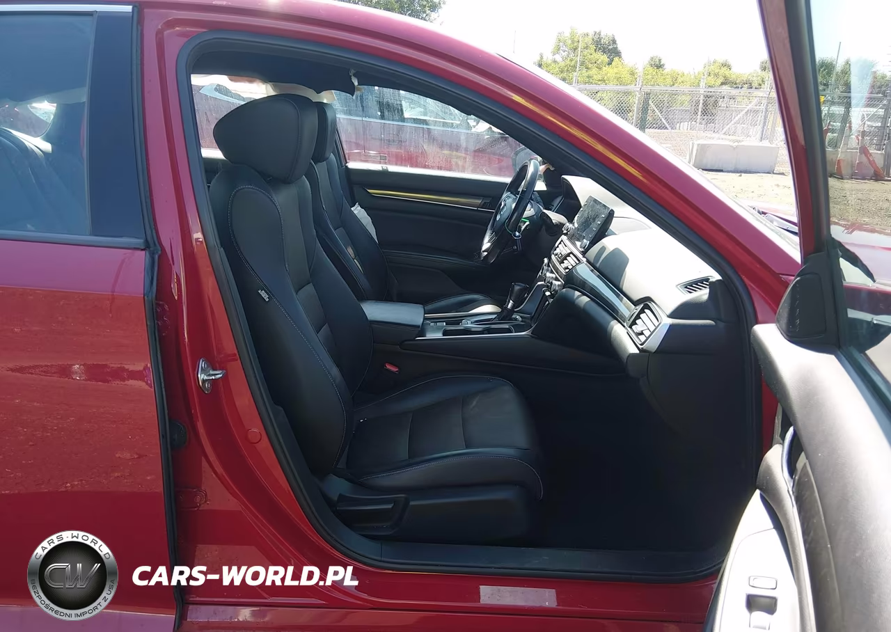 2018 Honda Accord Sport VIN:1HGCV1F35JA016343 - 5
