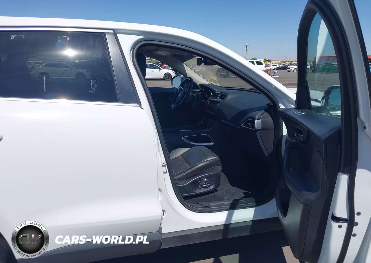 2020 Jaguar F-Pace Prestige P300 Awd Automatic VIN:SADCK2GX0LA637415 - 5