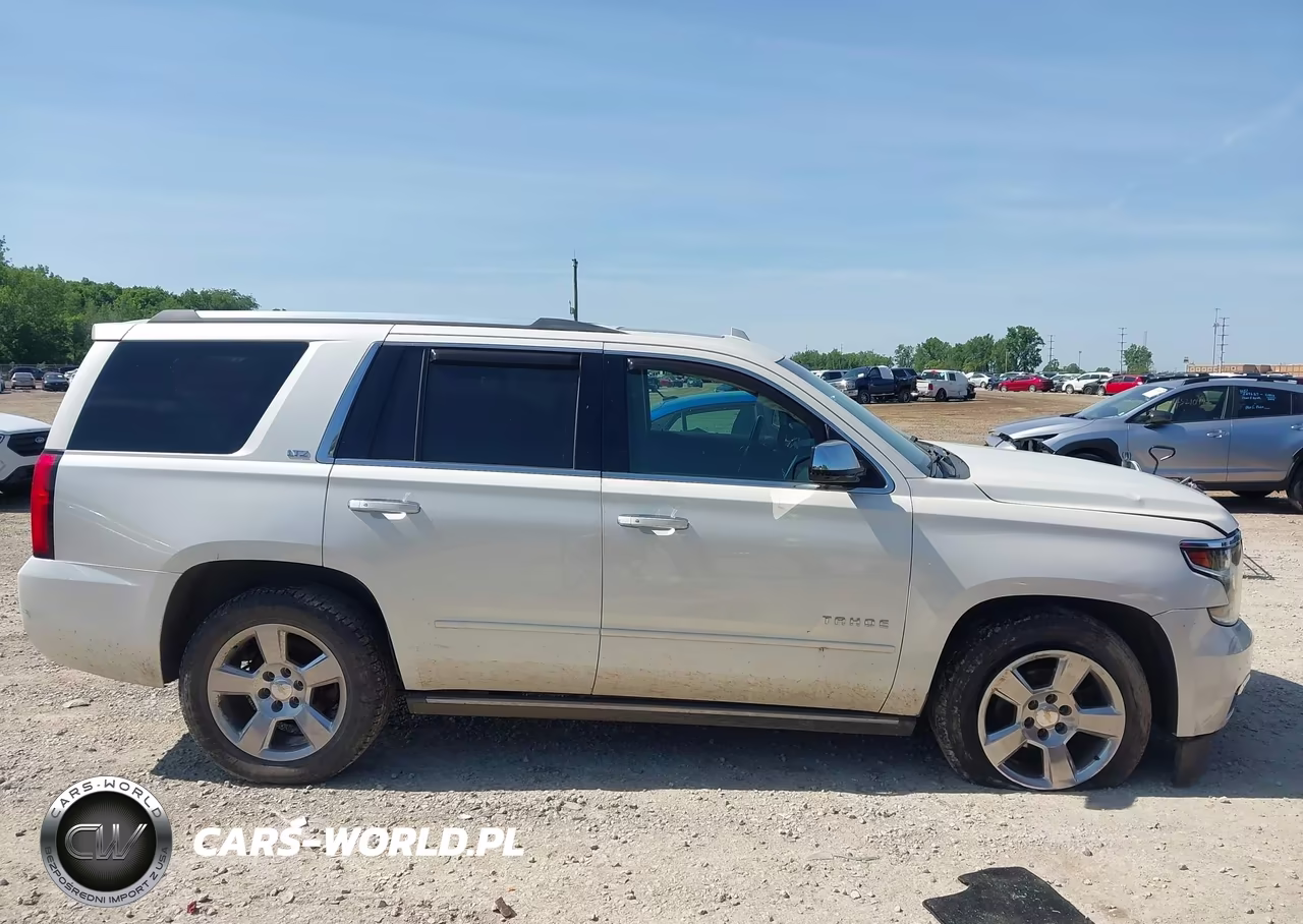 2015 Chevrolet Tahoe Ltz VIN:1GNSKCKC4FR682839 - 14
