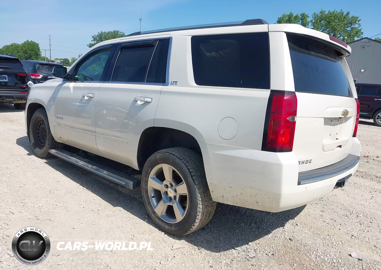 2015 Chevrolet Tahoe Ltz VIN:1GNSKCKC4FR682839 - 3