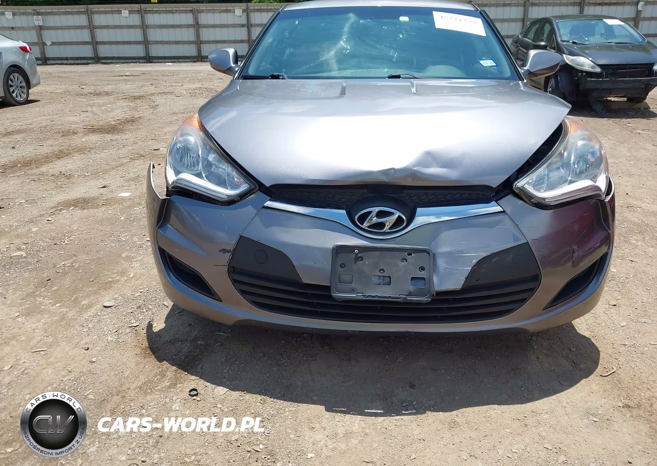 2016 Hyundai Veloster VIN:KMHTC6ADXGU260199 - 6