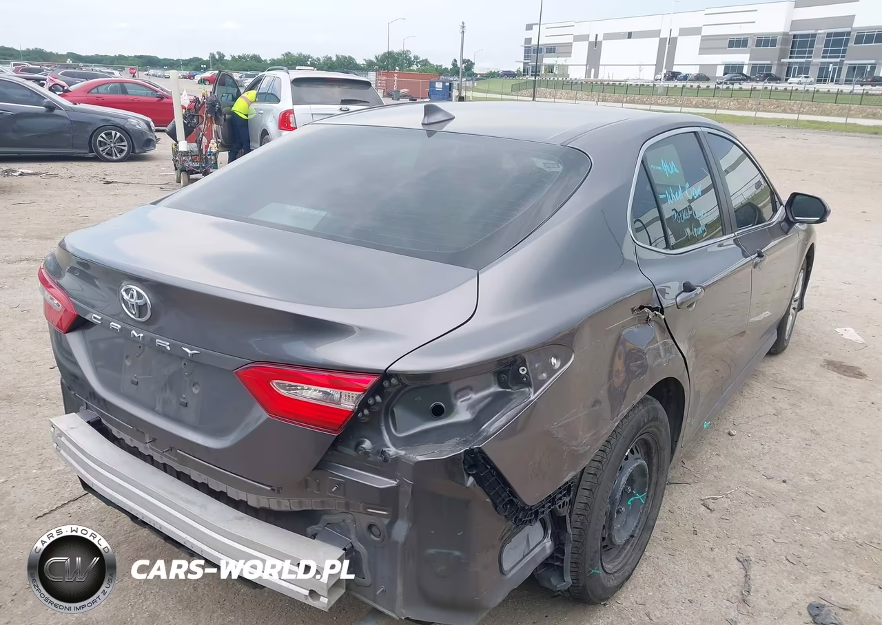 2020 Toyota Camry L VIN:4T1A11AK0LU890354 - 4