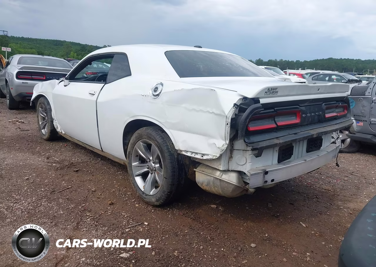 2019 Dodge Challenger Sxt VIN:2C3CDZAG2KH712000 - 3