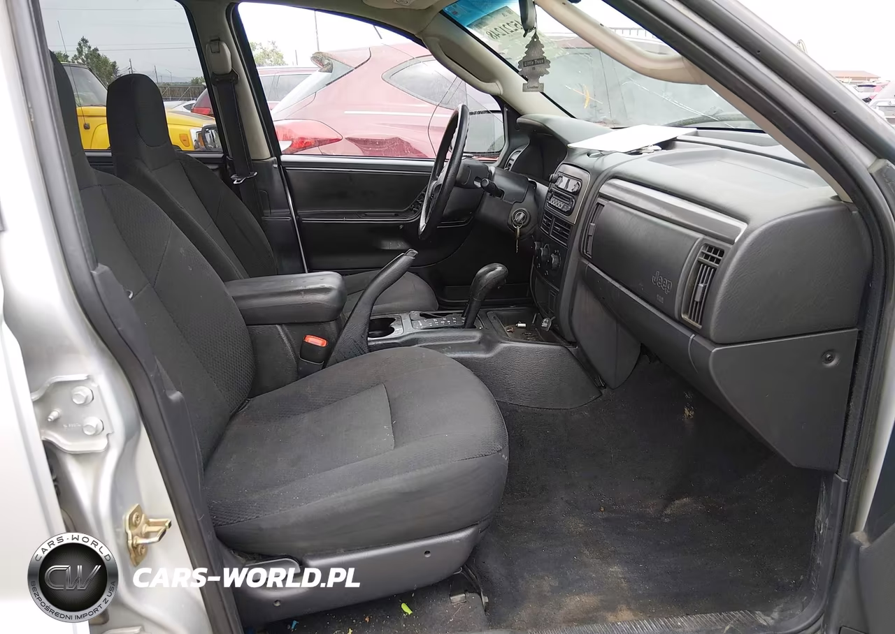 2004 Jeep Grand Cherokee Laredo VIN:1J4GW48S54C302358 - 5