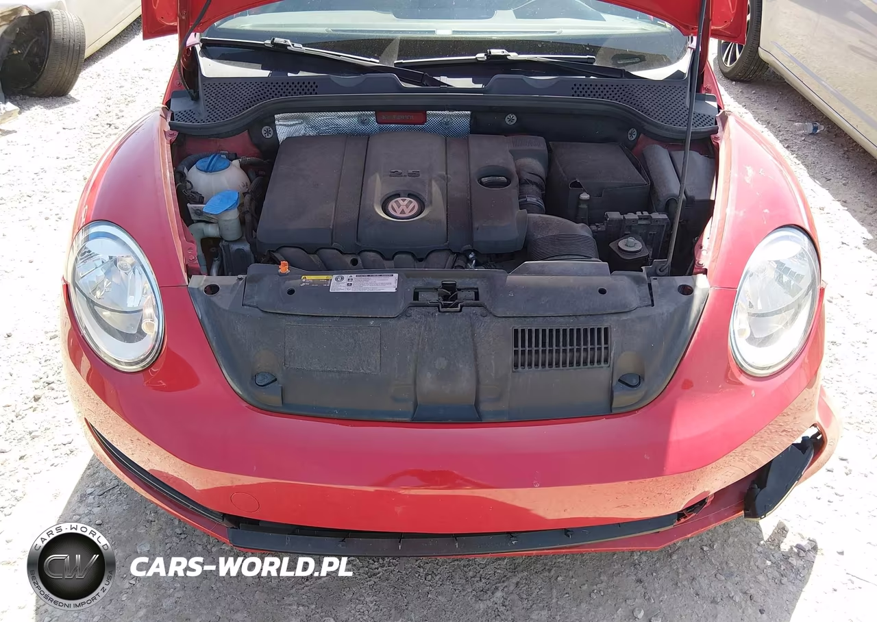 2013 Volkswagen Beetle 2.5L VIN:3VW5P7AT0DM816788 - 10