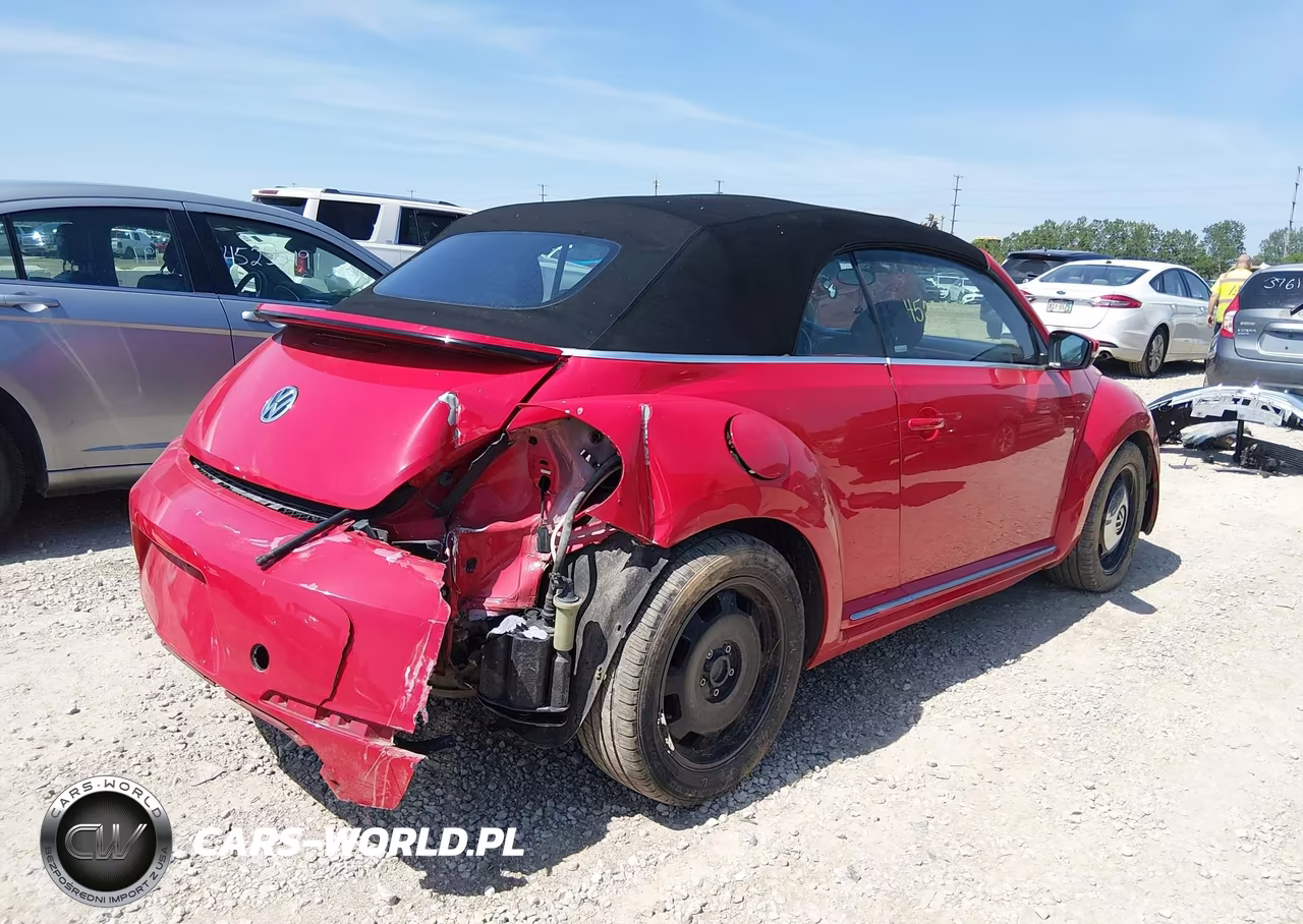 2013 Volkswagen Beetle 2.5L VIN:3VW5P7AT0DM816788 - 4