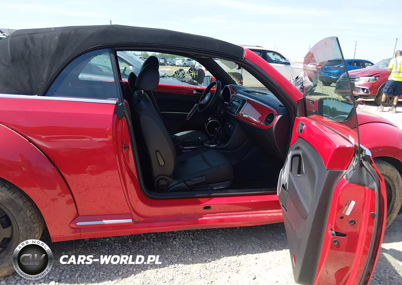 2013 Volkswagen Beetle 2.5L VIN:3VW5P7AT0DM816788 - 5