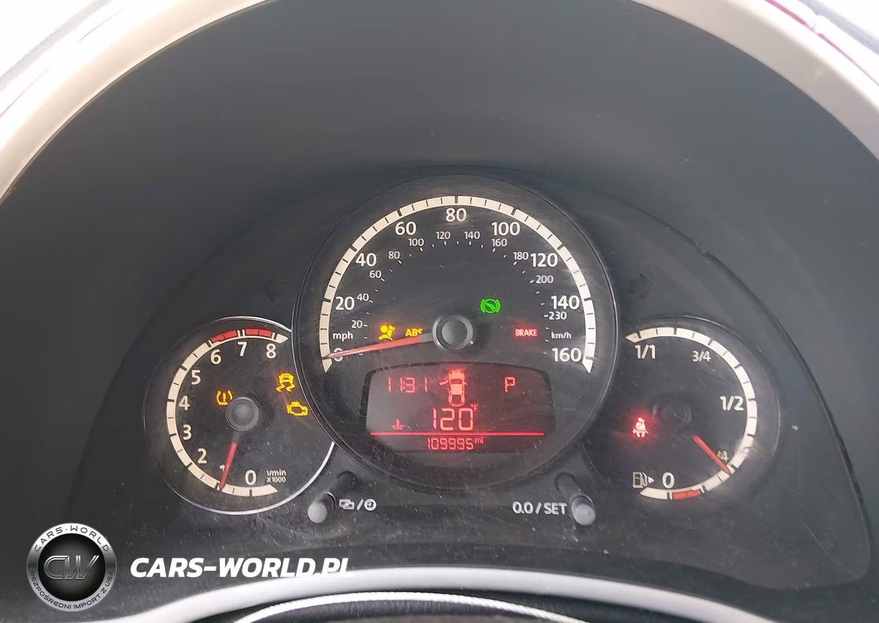 2013 Volkswagen Beetle 2.5L VIN:3VW5P7AT0DM816788 - 7