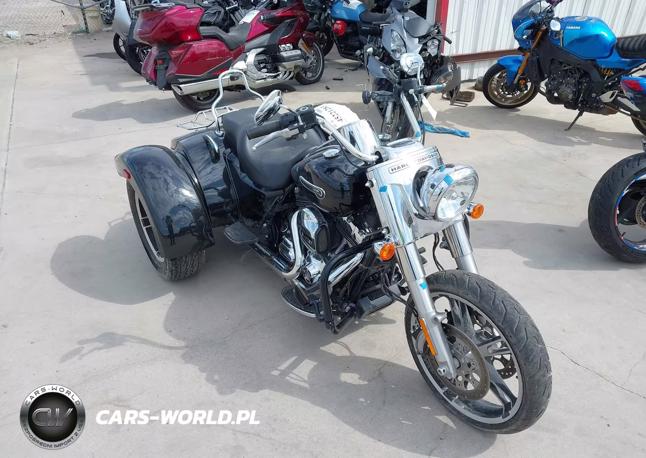 2016 Harley-Davidson Flrt Free Wheeler – zdjęcie 1 z 14