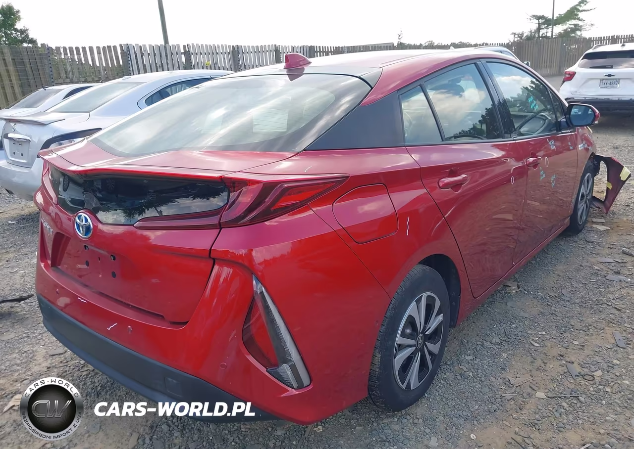 2017 Toyota Prius Prime Advanced VIN:JTDKARFP5H3047579 - 4