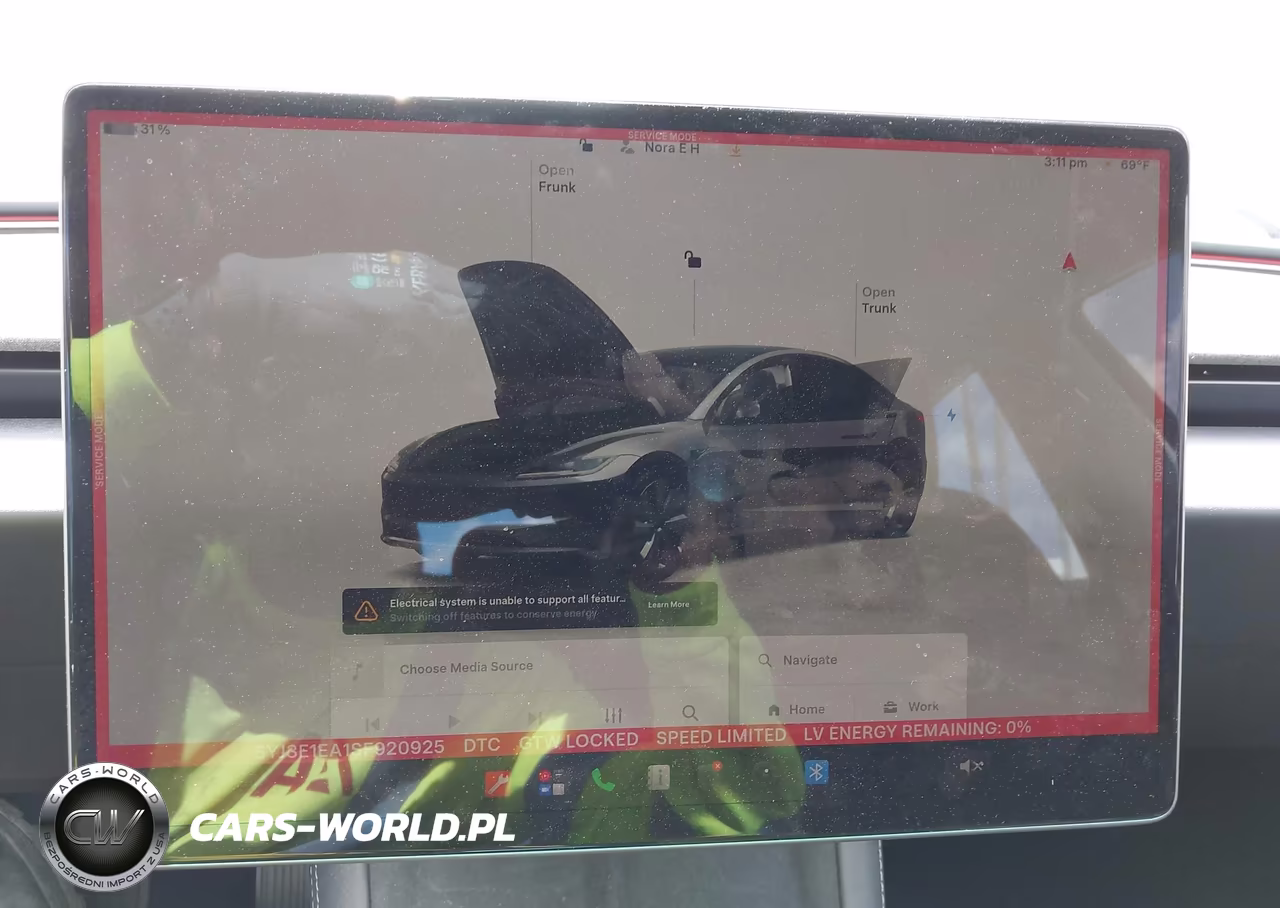 2025 Tesla Model 3 Long Range Rear-Wheel Drive-Standard Rear-Wheel Drive VIN:5YJ3E1EA1SF920925 - 18