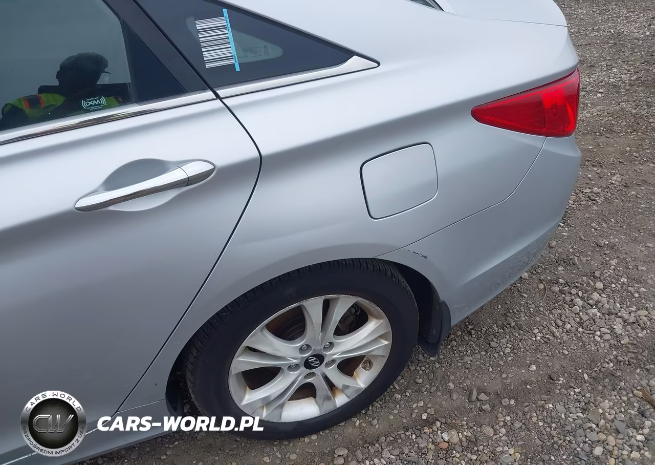 2015 Hyundai Sonata VIN:5NPEC4AC9FH533521 - 6