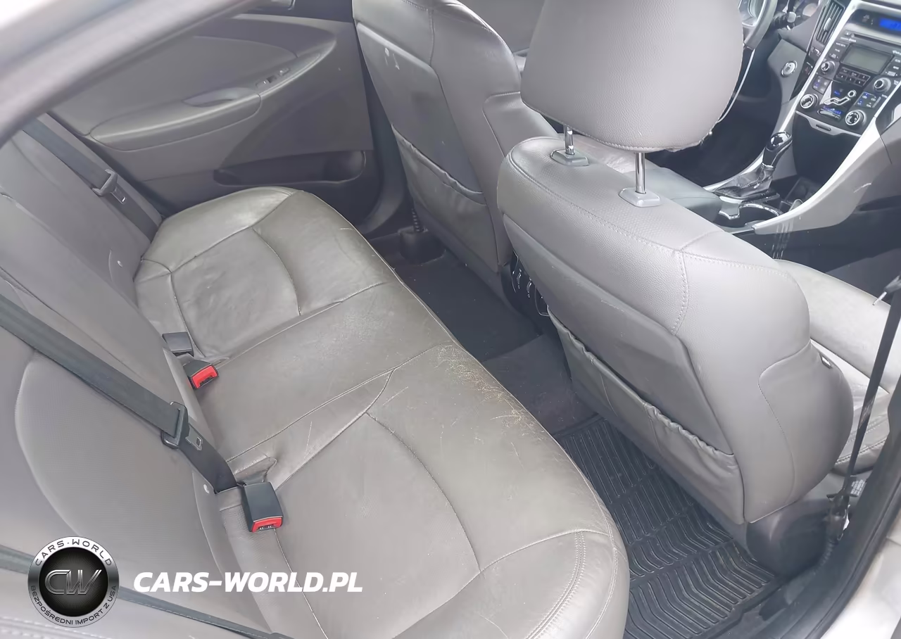 2015 Hyundai Sonata VIN:5NPEC4AC9FH533521 - 8