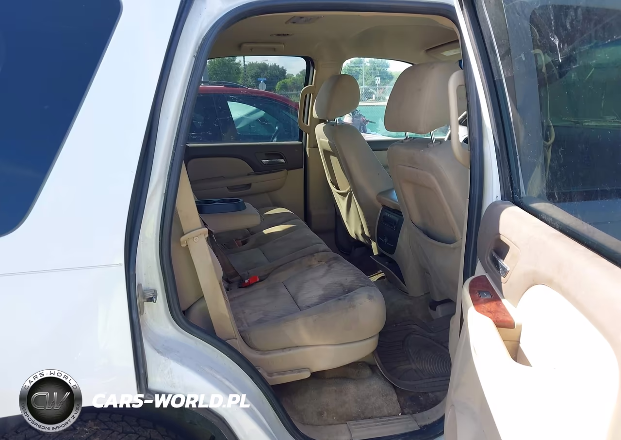2011 Chevrolet Tahoe Ls VIN:1GNSCAE00BR263304 - 8