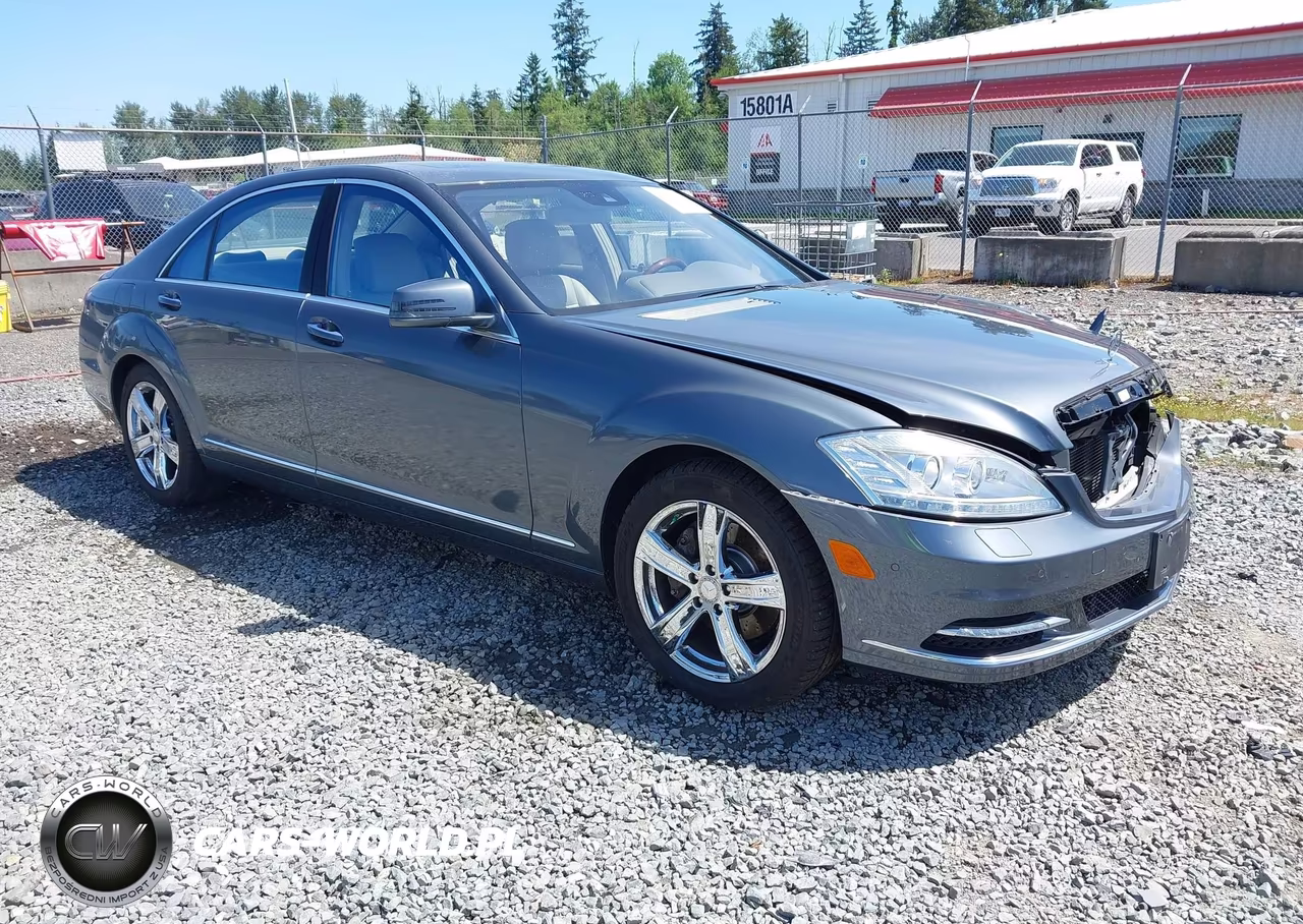2010 Mercedes-Benz S 550