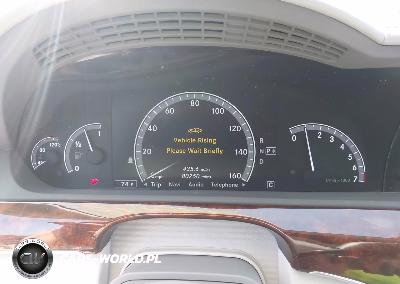 2010 Mercedes-Benz S 550 VIN:WDDNG7BBXAA324227 - 7