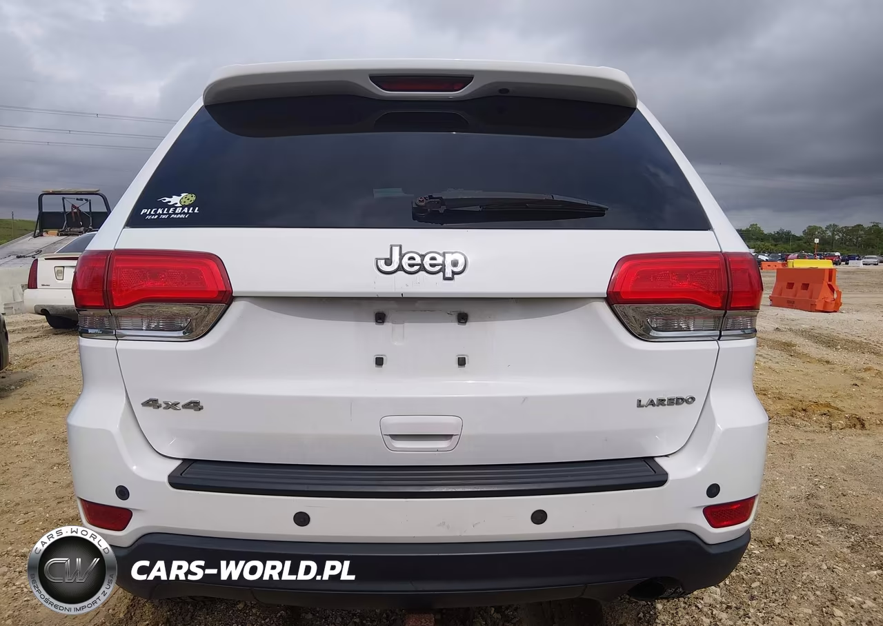 2014 Jeep Grand Cherokee Laredo VIN:1C4RJFAGXEC109302 - 16