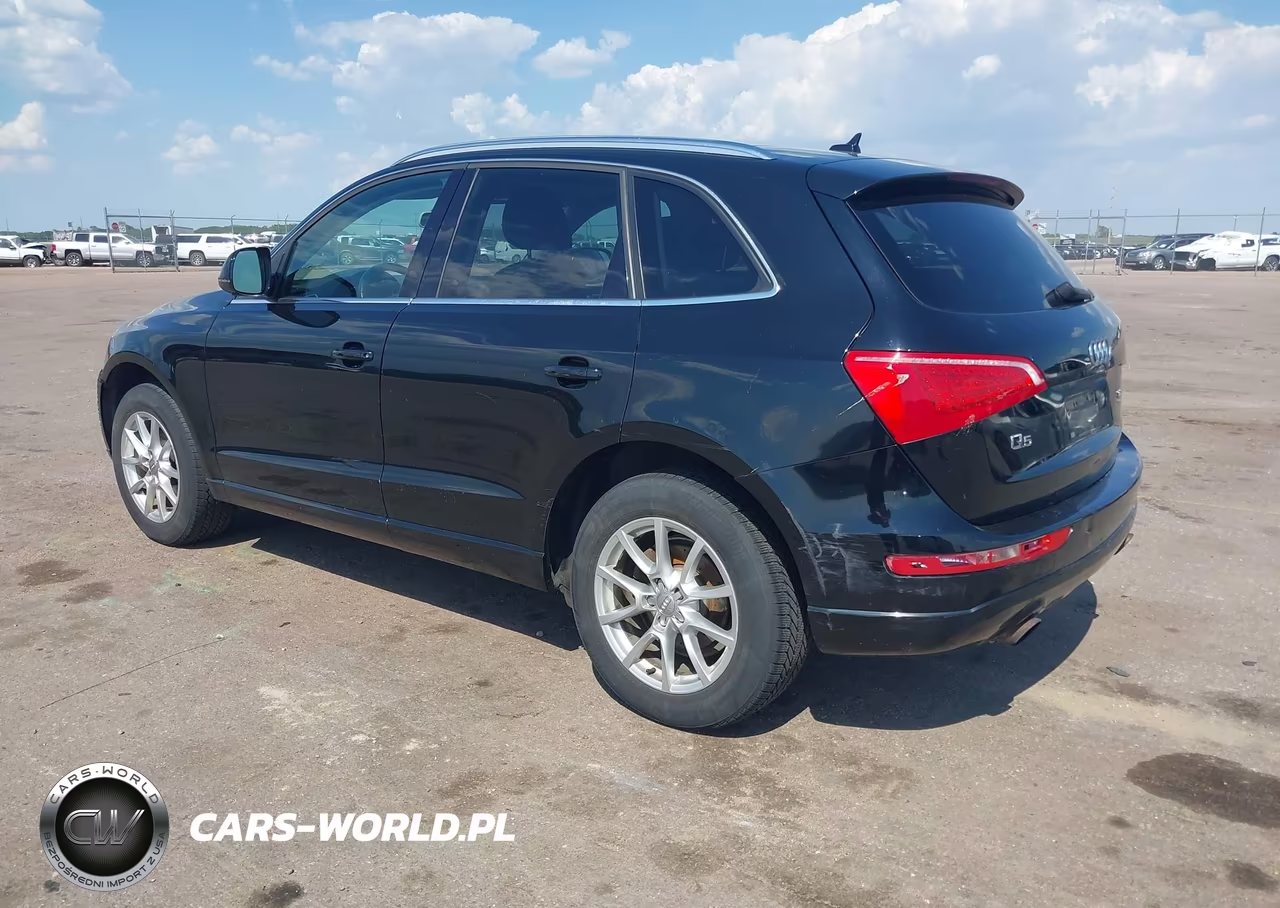 2010 Audi Q5 3.2 Premium VIN:WA1CKAFP4AA079051 - 3