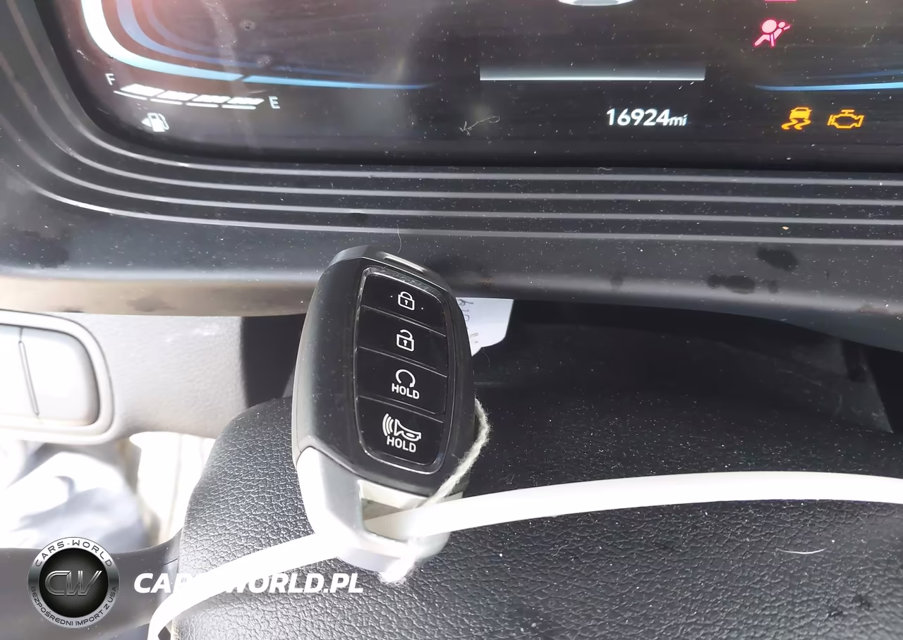 2025 Hyundai Venue Sel VIN:KMHRC8A34SU406778 - 11