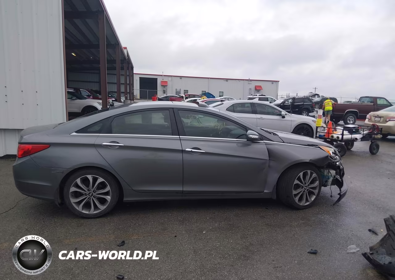 2013 Hyundai Sonata Limited 2.0T VIN:5NPEC4ABXDH647504 - 14