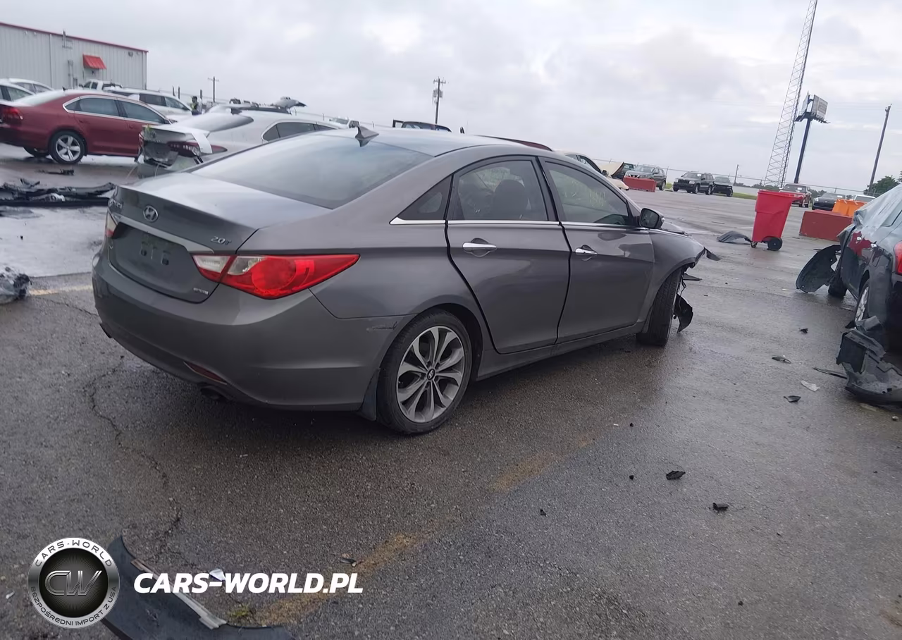 2013 Hyundai Sonata Limited 2.0T VIN:5NPEC4ABXDH647504 - 4