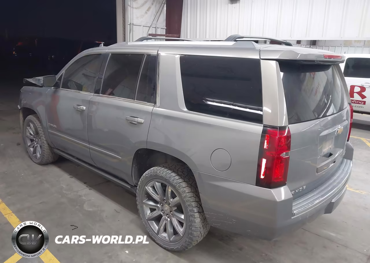 2018 Chevrolet Tahoe Premier VIN:1GNSKCKC0JR224112 - 3